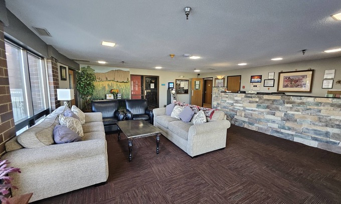Vermillion Hotel | Prairie Inn