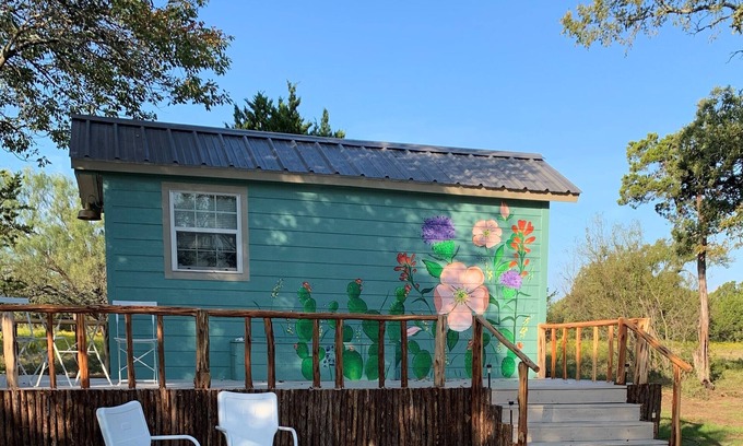 Rainbow Cabin | Prairie Rose Tiny House at Brazos House Retreat