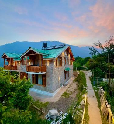 Jagatsukh House | Prakāsá Manali