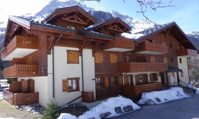 Pralognan-la-Vanoise Apartment | Pralognan La Vanoise: Apartment/flat - Pralognan la Vanoise Luxury Apartment