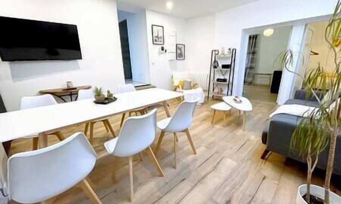Douai Apartment | Praslin: Zen Atmosphere Close to Douai