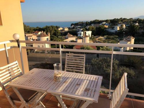 El Perello Apartment | Preciosas vistas al mar y montaña en la Ampolla