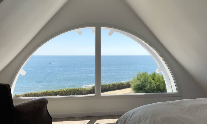Prefailles House | PREFAILLES - SEA VIEW - Beach villa on foot