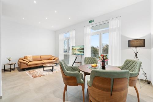 Tettnang Apartment | Premium 24h SmartApart Modern mit Smarthome zentral-Welcome drink inkl