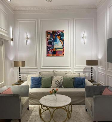 Terezvaros Apartment | Premium Luxury Opera Suite Near Opera and Basilica