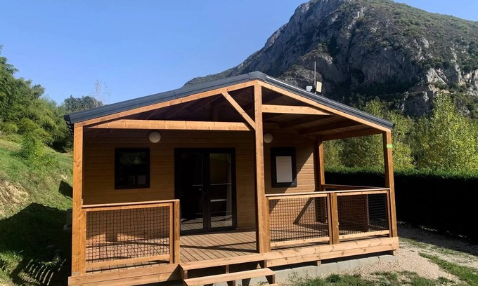 Alliat Ski Chalet | Premium Vanille Chalet 6 Personen
