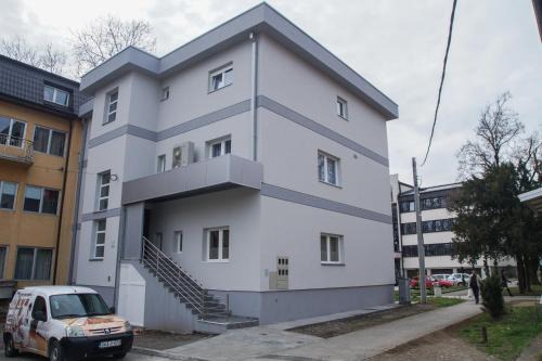 Modrica Bed & Breakfast | Prenoćište Park