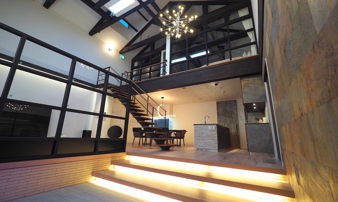 Motomachi House | Pres De La Mer