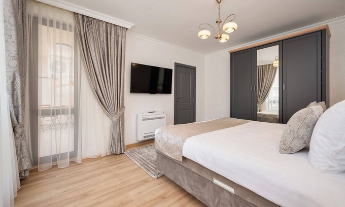Varna City Centre Apartment | Prestige Central Apartments-Atelier 7