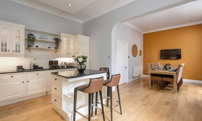 Newington Apartment | Prestigious and rare 4 bedroom apartment in an ultimate historical setting with exclusive amenities