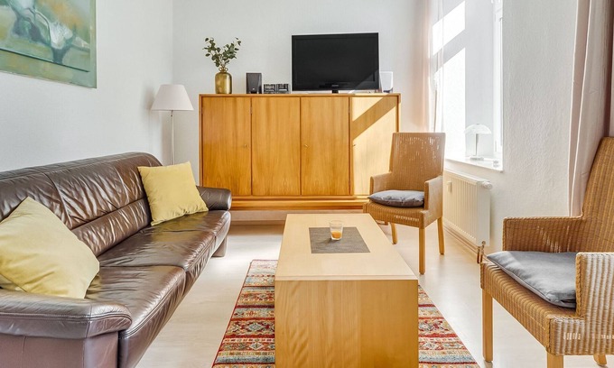 Grunhainichen Villa | Pretty apartment with large communal terrace near Borstendorf