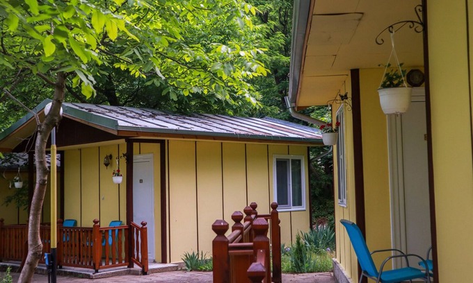 Kamena House | Pretty bungalow for 2 or 3 persons in a lovely area of Kamena village