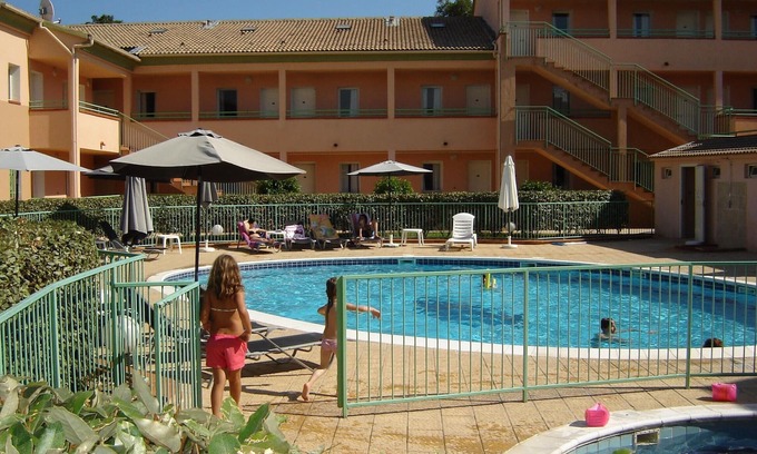 Bravone Apartment | Pretty F2 200 m from the beach and in a residence with pool and WI-FI