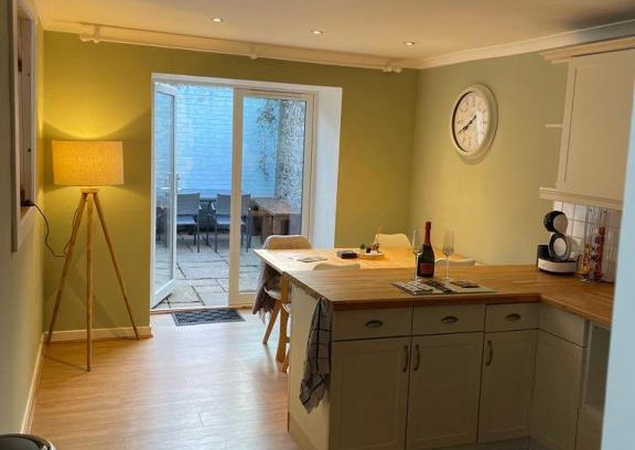 Comrie House | Pretty Ground Cottage in Comrie