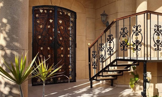 Chott Mariem House | Pretty ground-floor house with garden and terrace