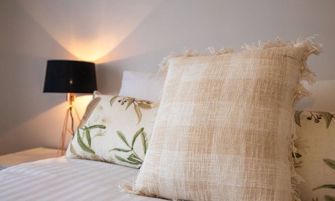 Wynyard House | Pretty Petunia Summar