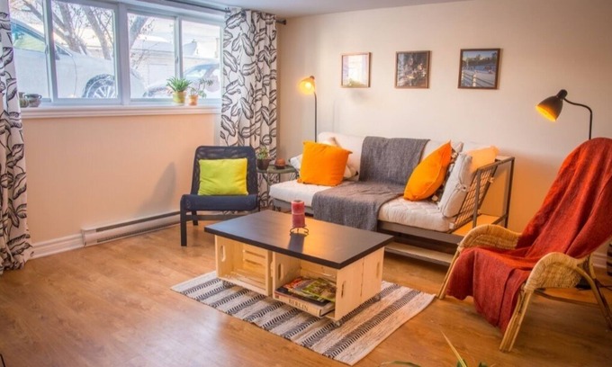 Hull Apartment | Pretty two bedroom apartment 10 minutes from Ottawa