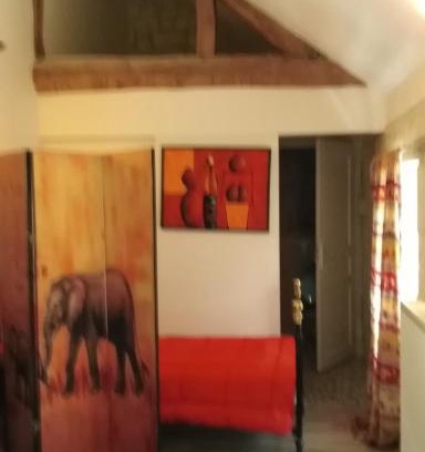 Courchamps Apartment | prieure le compostelle gite la renaissance