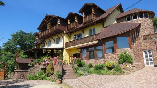 Balatonalmadi House | Prima Porta Vendeghaz