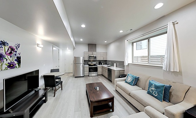 North Rose Hill Condo | Prime locale near wine country & beaches - dog-friendly with central AC