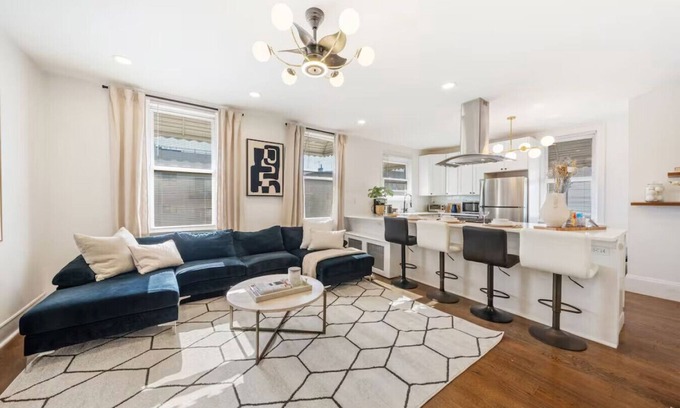 The Heights Apartment | Prime Location NYC Luxury Condo Free Parking