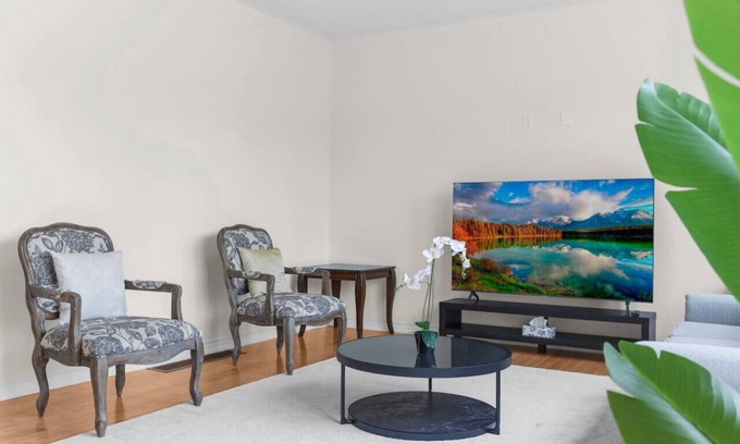 Otonabee-South Monaghan House | Prime Peterborough: 4BR + Office, Newly Renovated