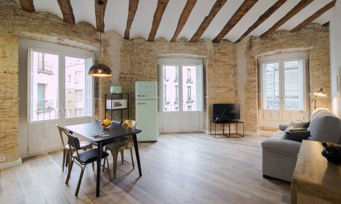 Zaragoza Old Town Apartment | PRIMERO C - 1 C - APARTAMENTOS ALMADA - Plaza del Pilar