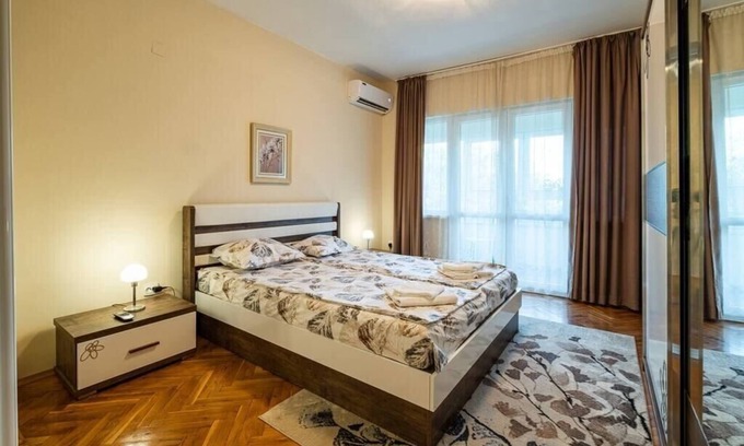 Varna City Centre Apartment | Primorski 2bdrm Central Apartment