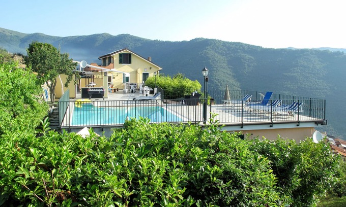 Valloria Apartment | Primula (VLO206) by Interhome