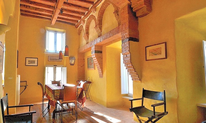 Buonconvento Apartment | Prisca House in the Ancient Village of Buonconvento (Val D'Orcia)
