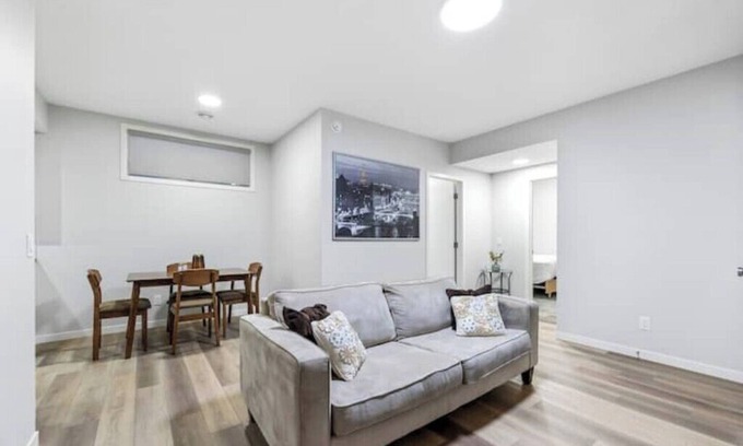 Calgary Apartment | Pristine 1 bedroom basement