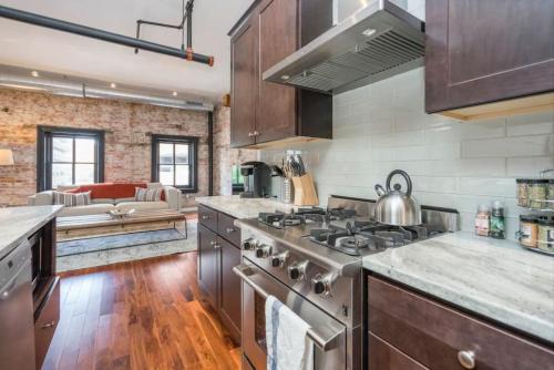 Center City East Apartment | PRISTINE 3 BR Million-Dollar Loft Elevator Parking
