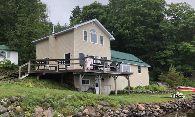 Addington Highlands House | Pristine Waterfront! Cabins at Bon Echo's Edge - main cabin