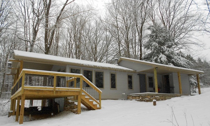 Fort Hill Cottage | Privacy-Adventure-Romance-Unplugged--No extra cleaning fees-Five Star Reviews