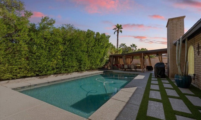 La Paz At Desert Springs House | Privacy and location upgraded in Scottsdale! Clean + Pool! HOLIDAY SPECIAL!