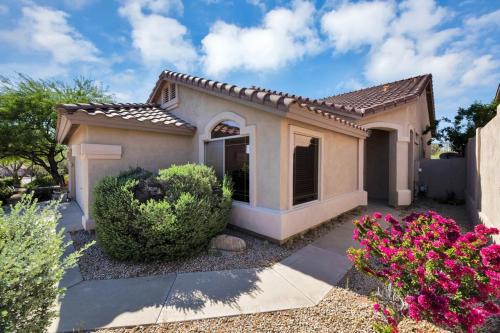 McDowell Mountain Ranch House | Privacy, Pickleball, Club House, Hiking, Mountains
