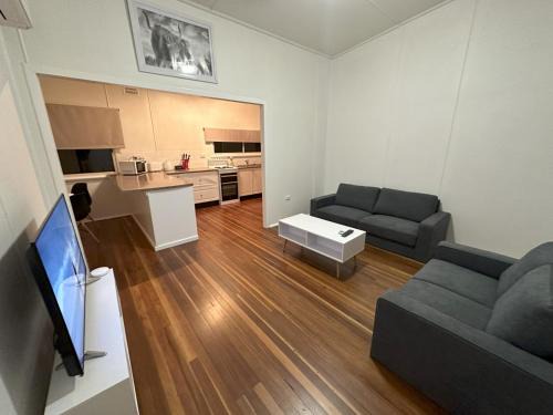 Grafton Apartment | Private 1 Bedroom Apartment with Fenced Yard