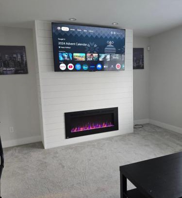 Langley House | Private 1 bedroom in Brookswood