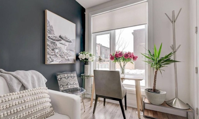 Brookhaven House | Private 1 Bedroom Town Home