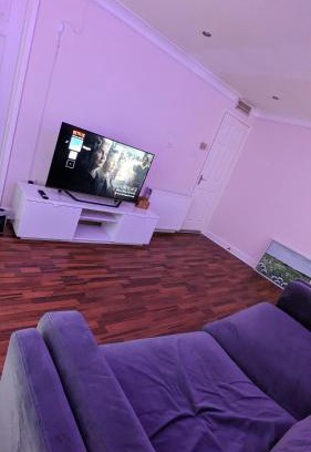 Wallsend Apartment | Private 1bedroom home