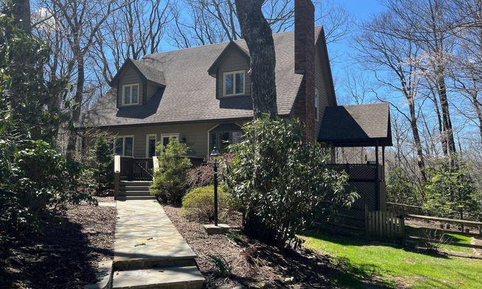 Blowing Rock House | Private 3BR 3BA Home in Blowing Rock, NC
