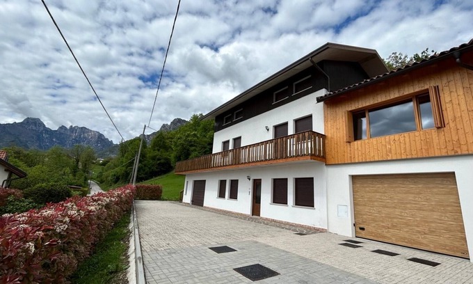 Sedico House | Private 4 Bedroom Country Home