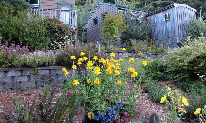 Langlois House | *Private 80 Acre Mountain-Top Property Great For Events Family Get-2-Togethers*