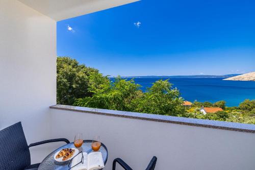 Stara Baska Apartment | Private accommodation STARA BASKA