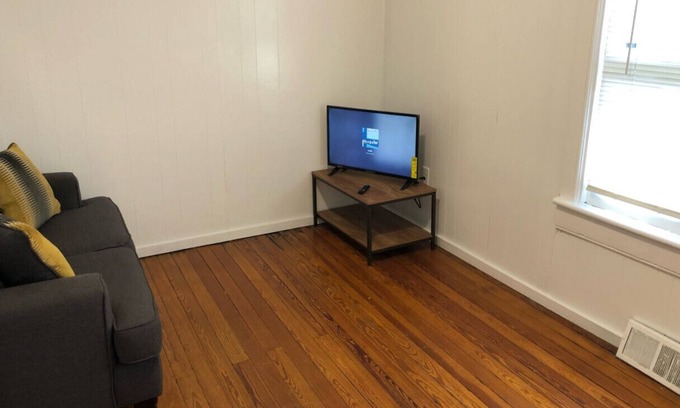 Perth Amboy House | Private and cozy house with 1-bedroom and 1-bathroom and free Wi-Fi