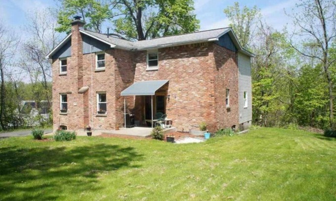 Castleton-on-Hudson House | Private and Serene Brick Hilltop Home, Large Yard Close to State Park and Albany