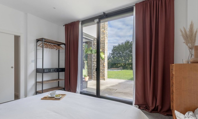 Mungia Apartment | Private apartment with garden and beautiful views