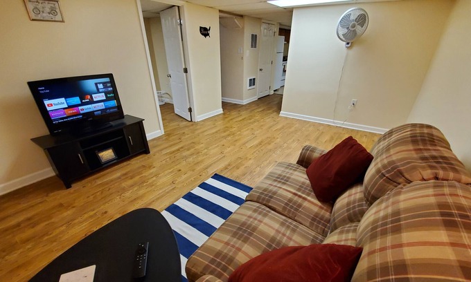 Ferndale Apartment | PRIVATE Basement Apt Near BWI & Baltimore