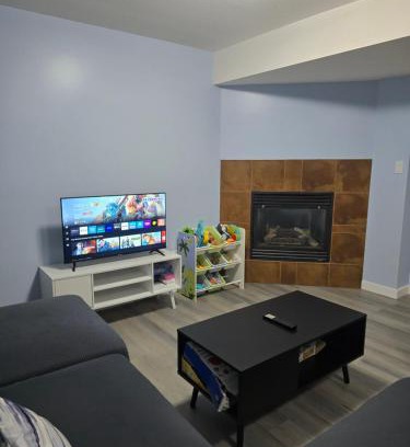 Southwest Gordon Estate House | Private basement suite
