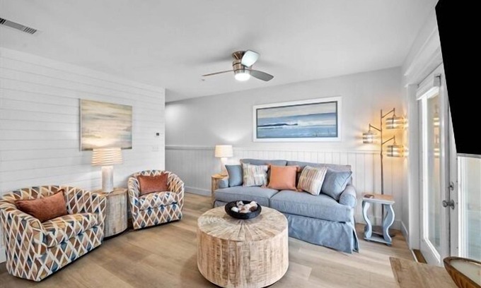 Gulf Place Condo | Private Beach Access at Gulf Place~ 3 Pools,Tennis